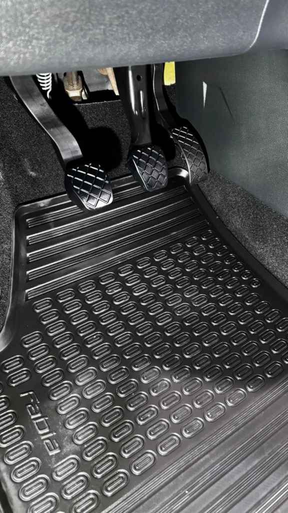 Detailing Interior