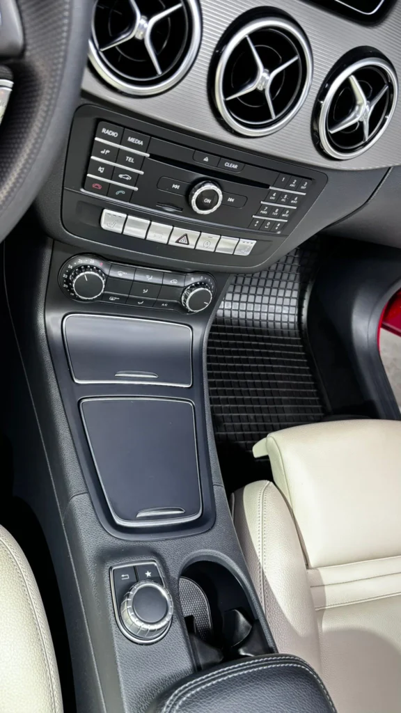 Detailing Interior
