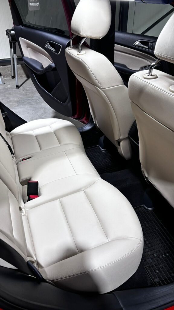 Detailing Interior
