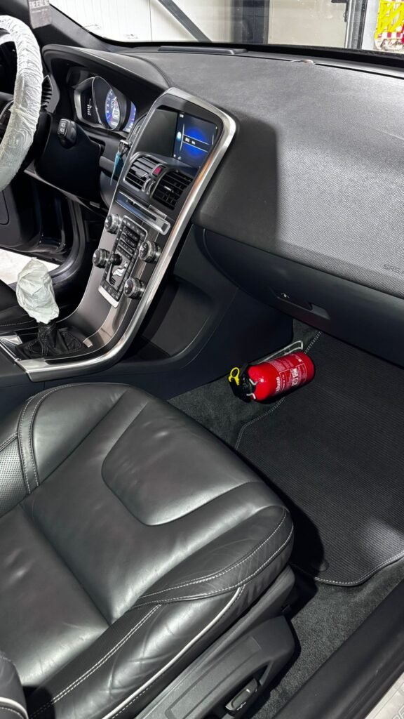 Detailing Interior